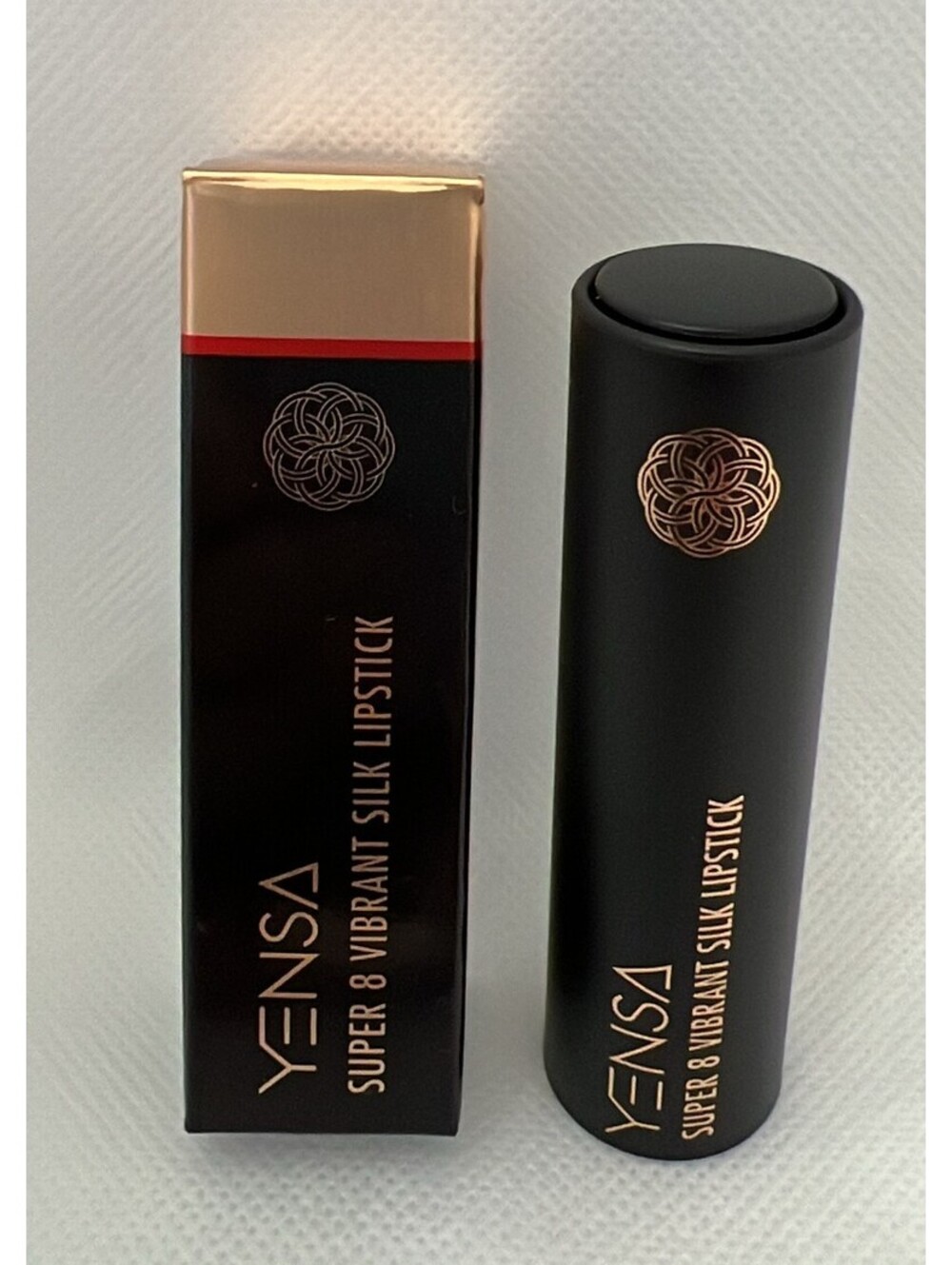 Yensa Super 8 Vibrant Silk Lipstick in Noble .12 oz Full Size